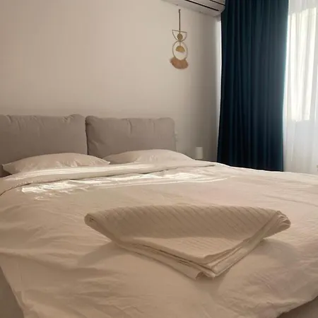 C-entral With Private Parking Appartement *