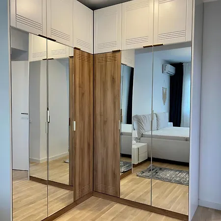C-entral With Private Parking Appartement *