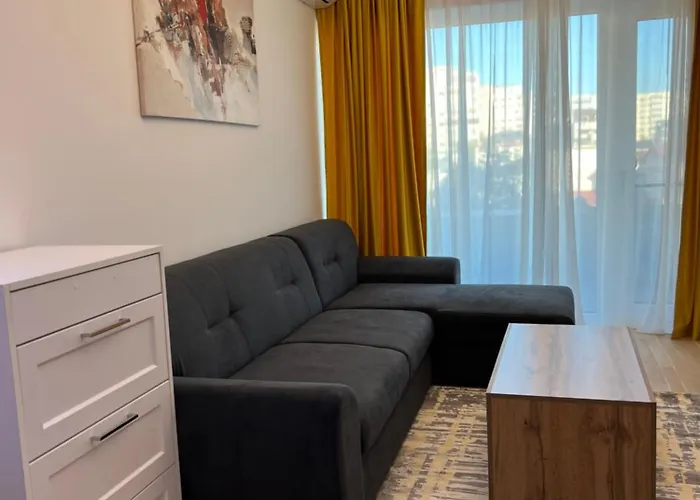 Apartamento C-entral With Private Parking *