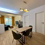 C-entral With Private Parking Βουκουρέστι