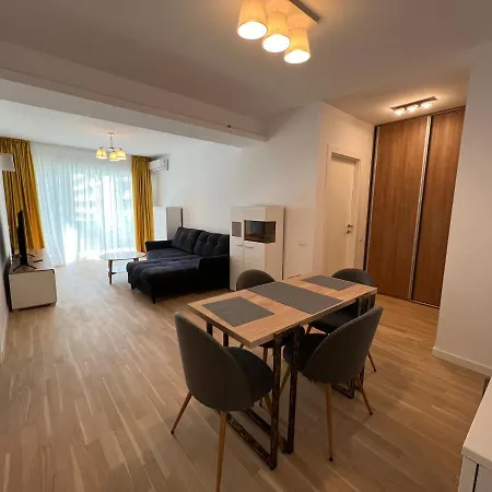 C-entral With Private Parking * Bucarest