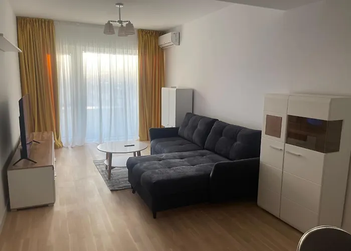 C-entral With Private Parking Апартаменти Бухарест