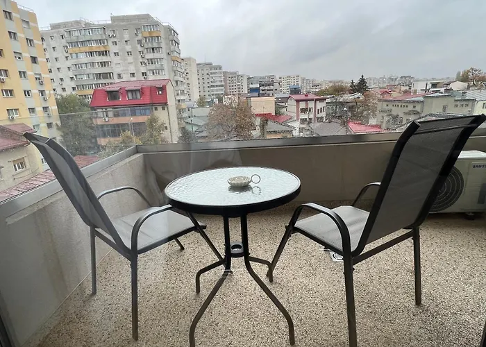 C-entral With Private Parking *