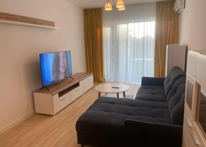 Apartment C-entral With Private Parking