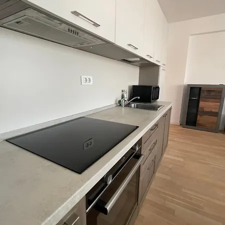 Апартаменты C-entral With Private Parking *