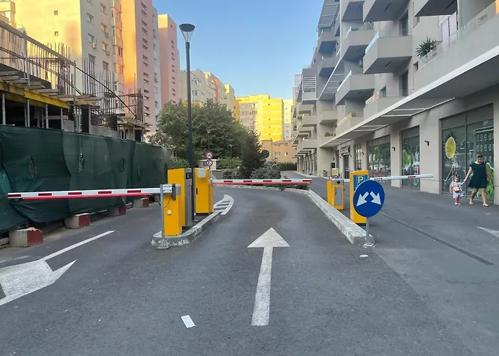 아파트 C-entral With Private Parking 부쿠레슈티